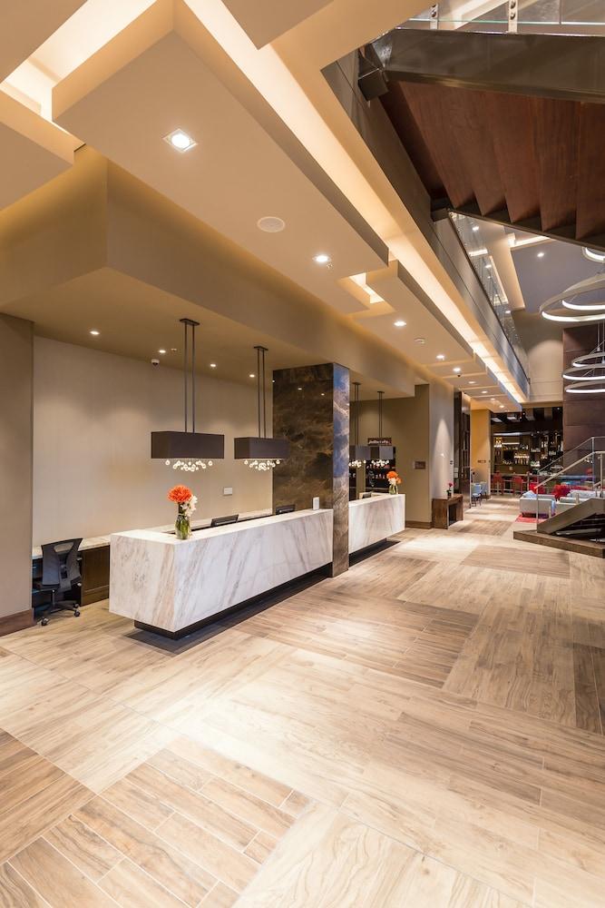 Hilton Garden Inn Bogota Airport Eksteriør billede
