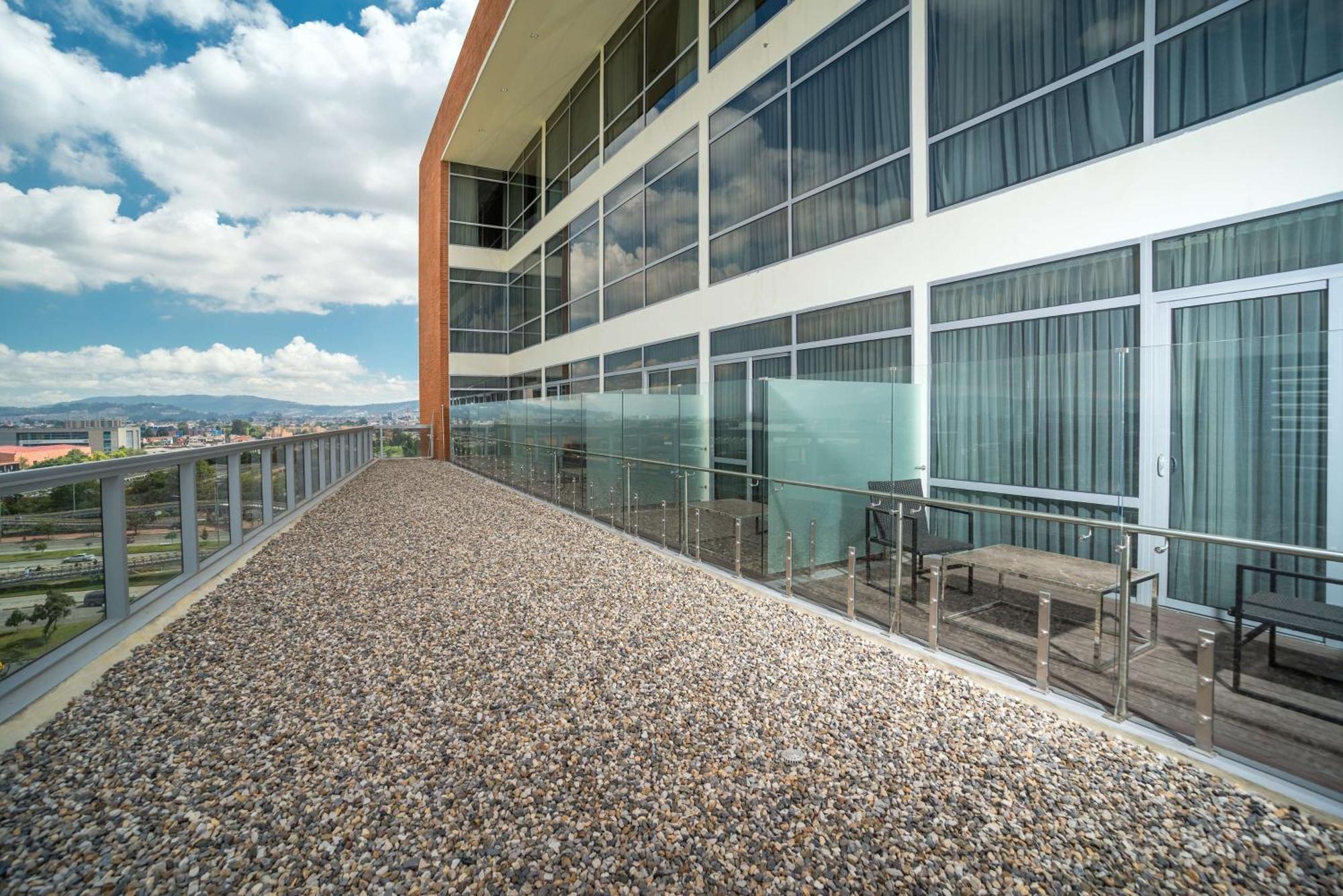 Hilton Garden Inn Bogota Airport Eksteriør billede